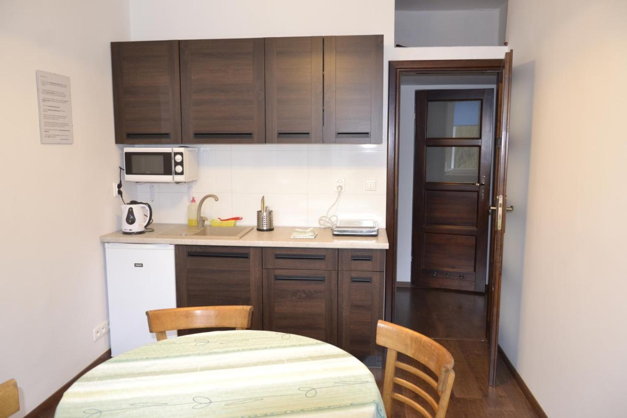 Warszawa Stare Bielany Bed & Breakfast ภายนอก รูปภาพ