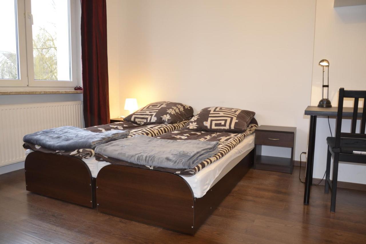 Warszawa Stare Bielany Bed & Breakfast ภายนอก รูปภาพ