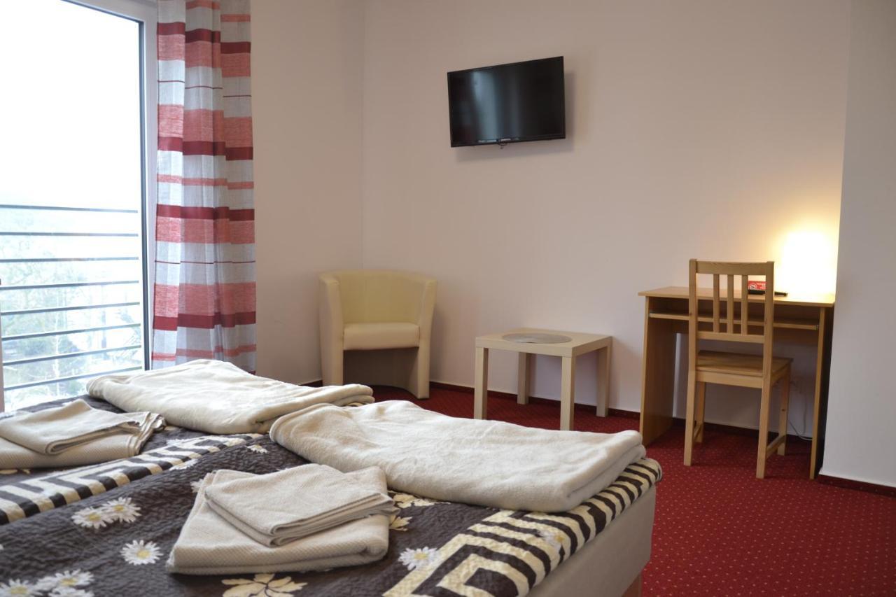 Warszawa Stare Bielany Bed & Breakfast ภายนอก รูปภาพ